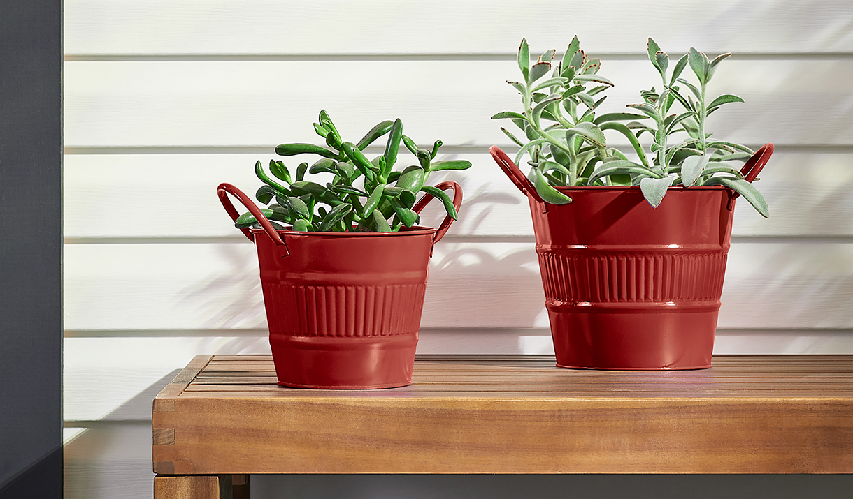 metal plant pots