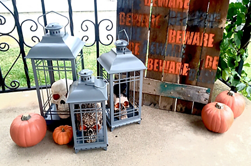 Halloween porch decorations